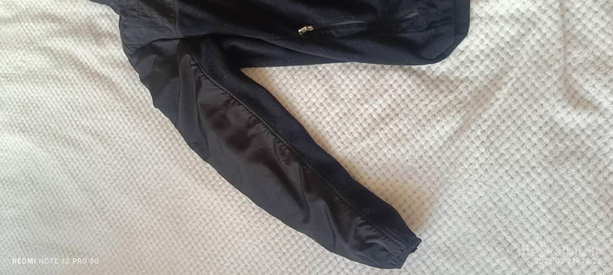 Calvin Klein striukė - nuotraukos Nr. 2