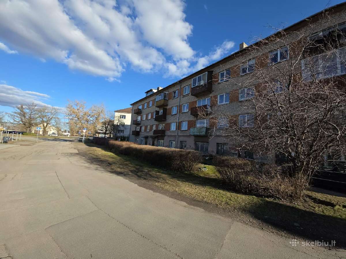 3 kambarių butas