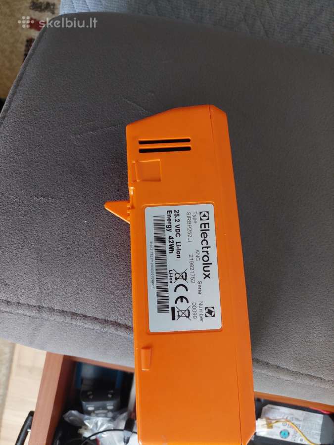 Dulkių siurblio-šluotos Electrolux baterija - nuotraukos Nr. 2