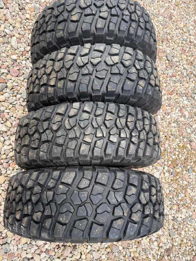 Padangos Mud-terrain 35/12,5 R15