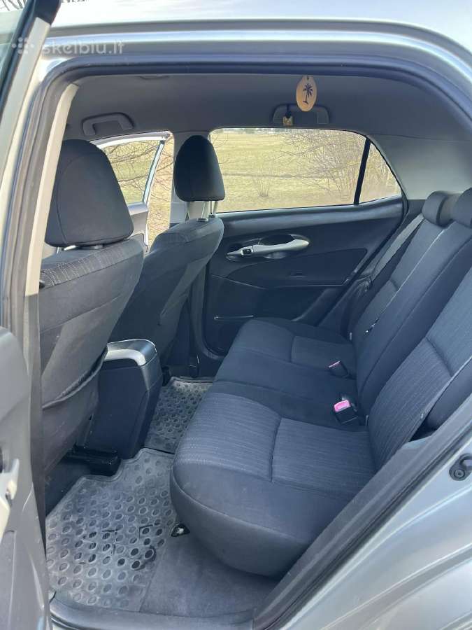 Parduodame Toyota Auris - nuotraukos Nr. 10