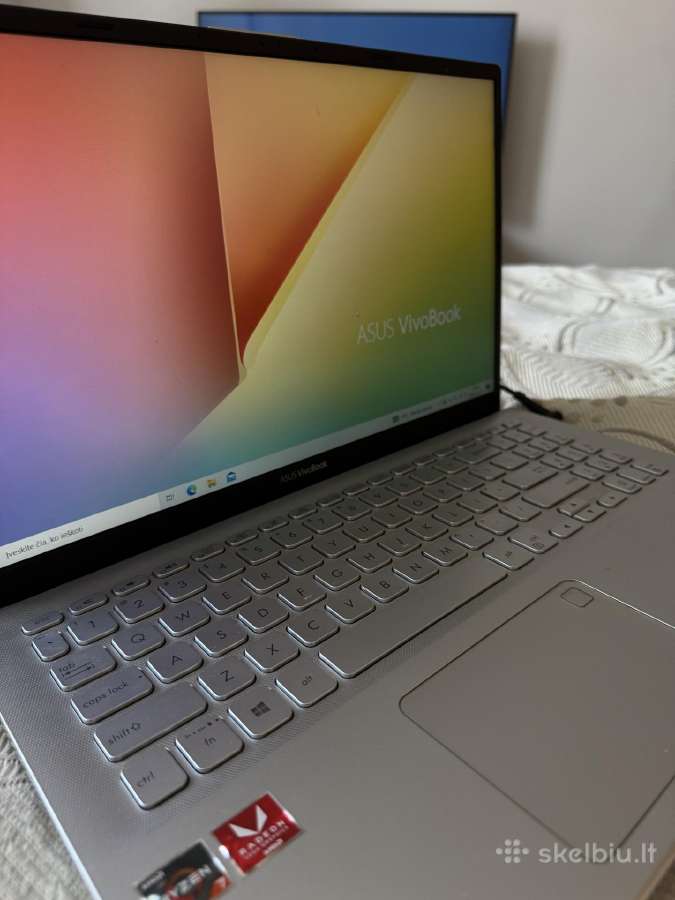 Asus Vivobook 15