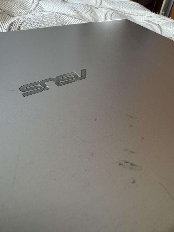 Asus Vivobook 15 - nuotraukos Nr. 11