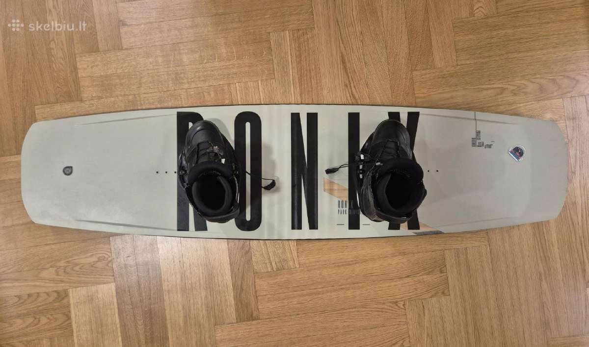Ronix wakeboard setas