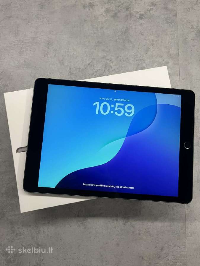 iPad 64 GB WiFi 9th generation
