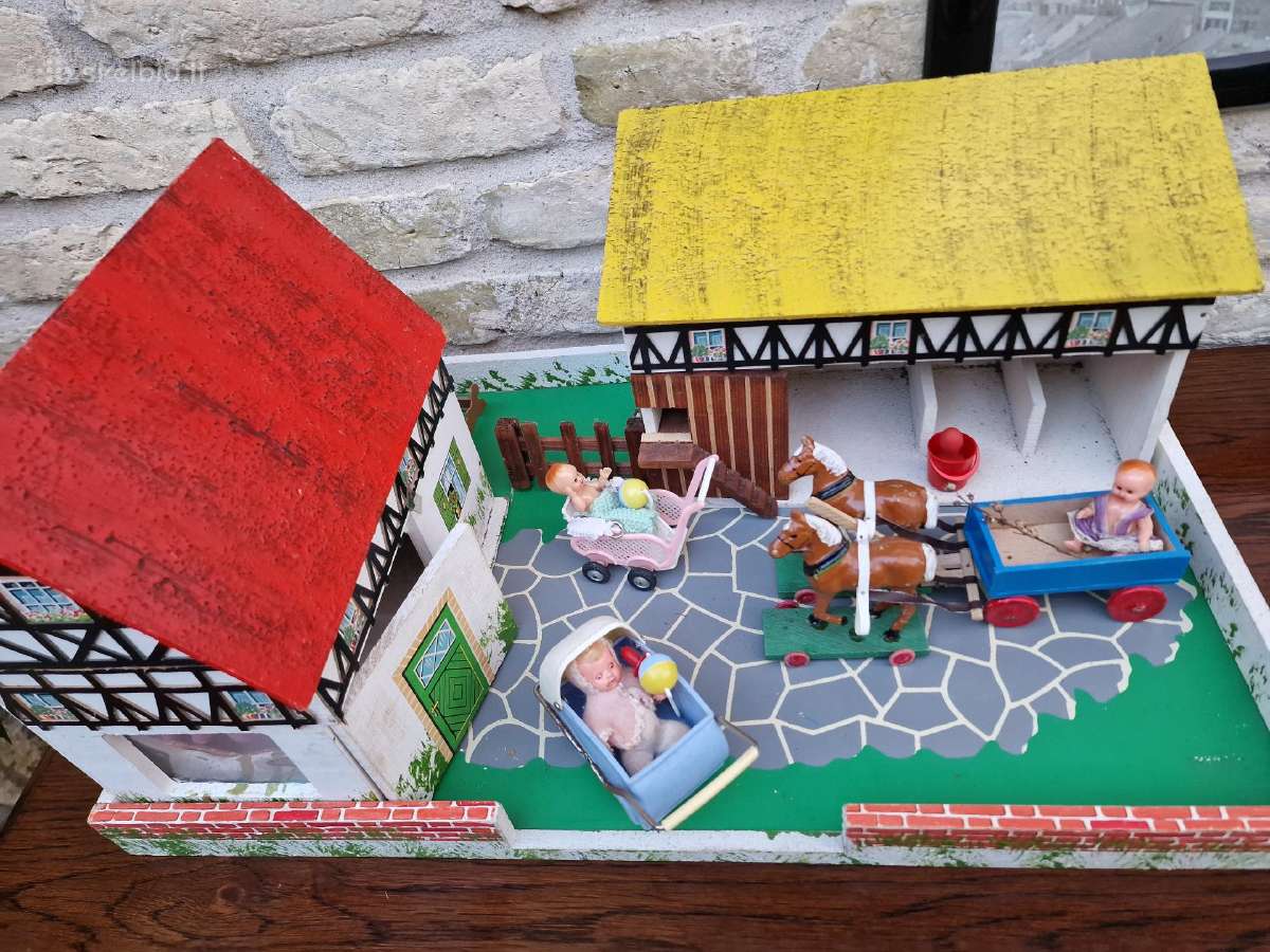 Vintažinis mid century lėlių namas su tvarteliu - nuotraukos Nr. 8