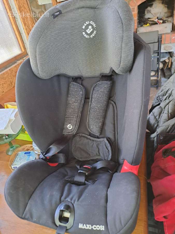 Automobiline kedute Maxi-cosi titan su isofix