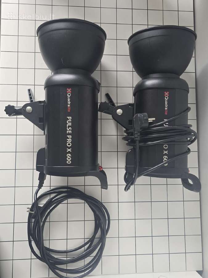 Quadralite pulse pro x 600 blykstės (2x)