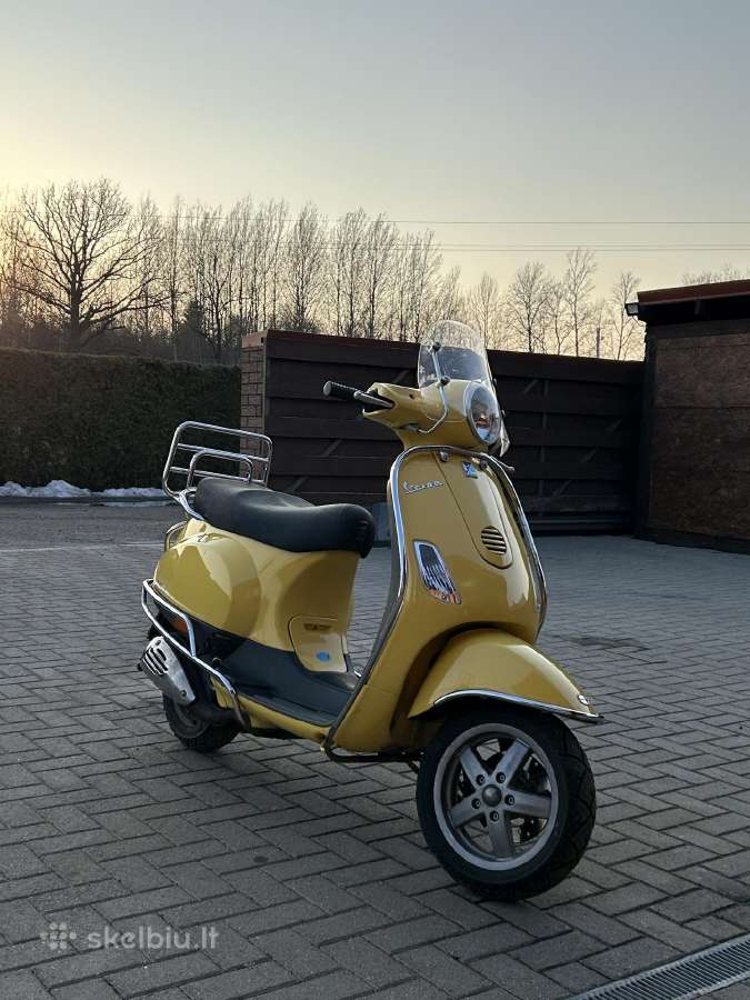 Piaggio vespa lx50
