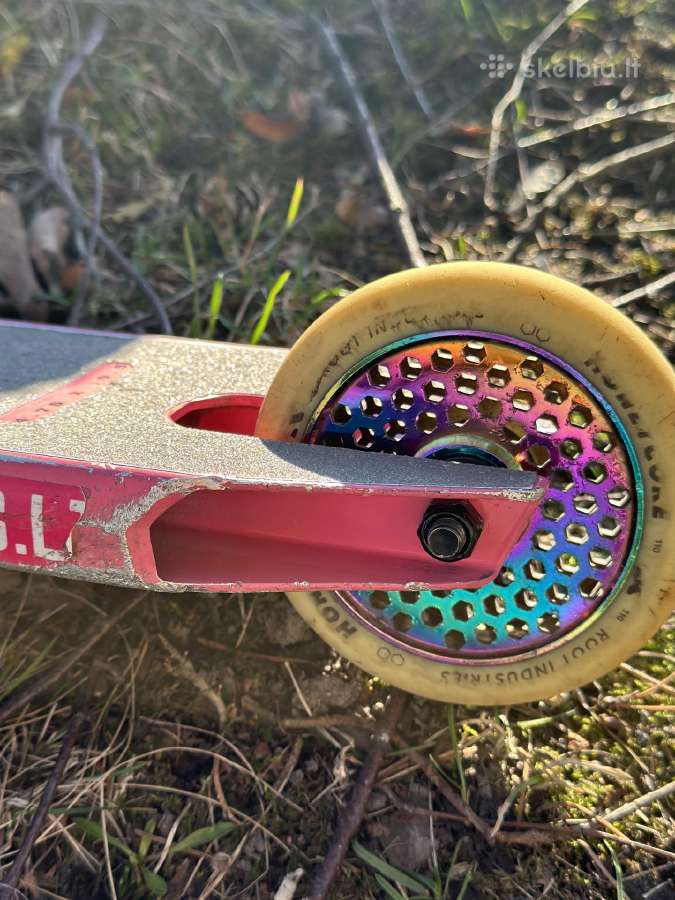 Custom triukinis paspirtukas - nuotraukos Nr. 6