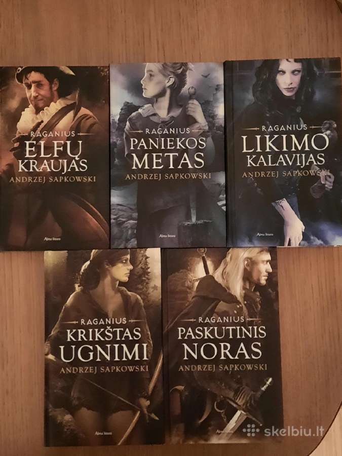 Andrzej Sapkowski. Raganius 1-5 knygos.