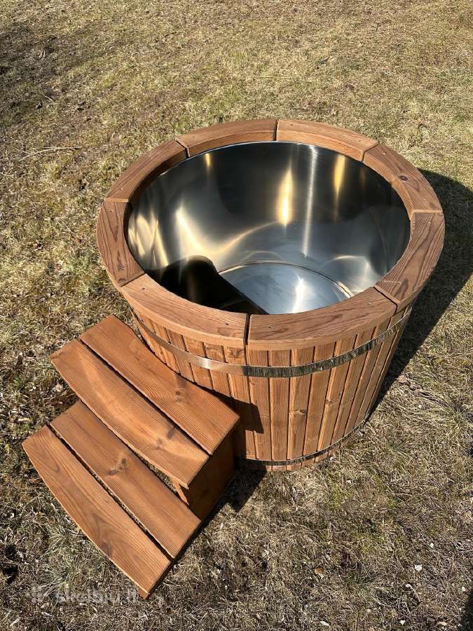 Šalto vandens vonelė. Ledo vonia. Stock 125 - nuotraukos Nr. 3