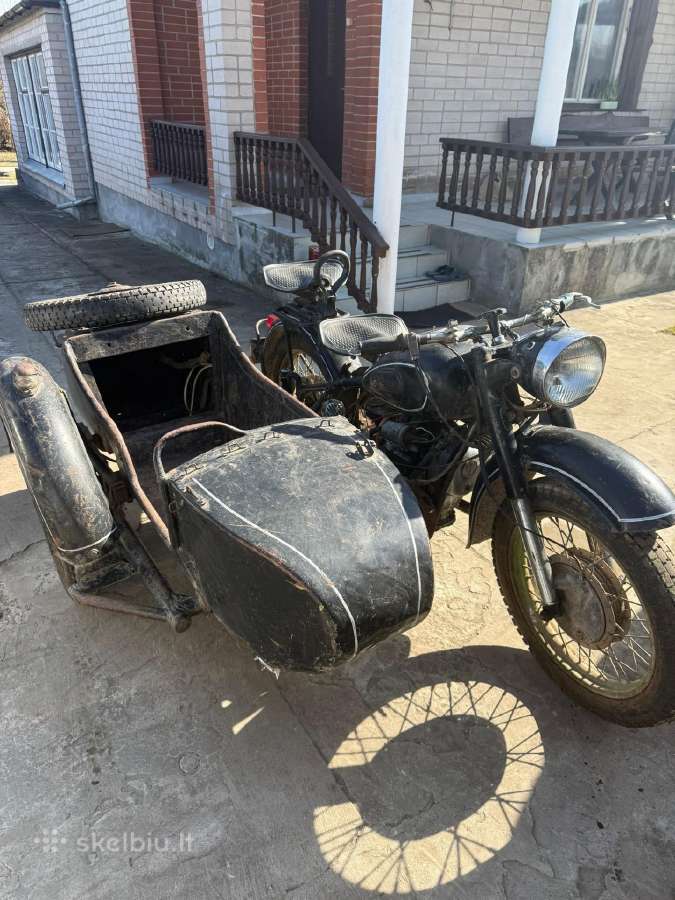 Parduodamas 1957 metų motociklas M72