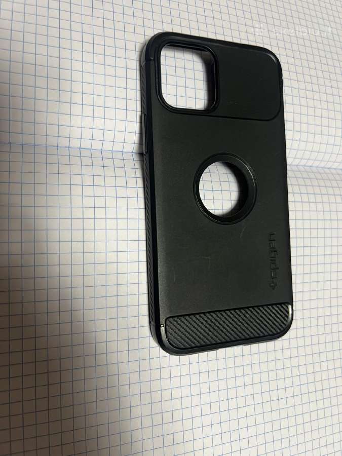 Spigen dekliukas iPhone 13