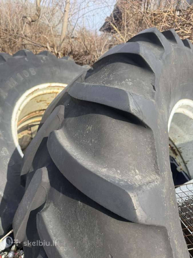 Parduodamos 2 padangos 650/65 R38 Xm108
