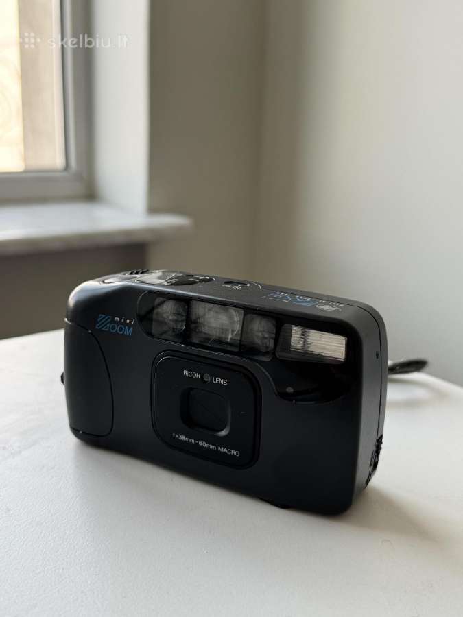 Ricoh Mini Zoom 35mm Film Point