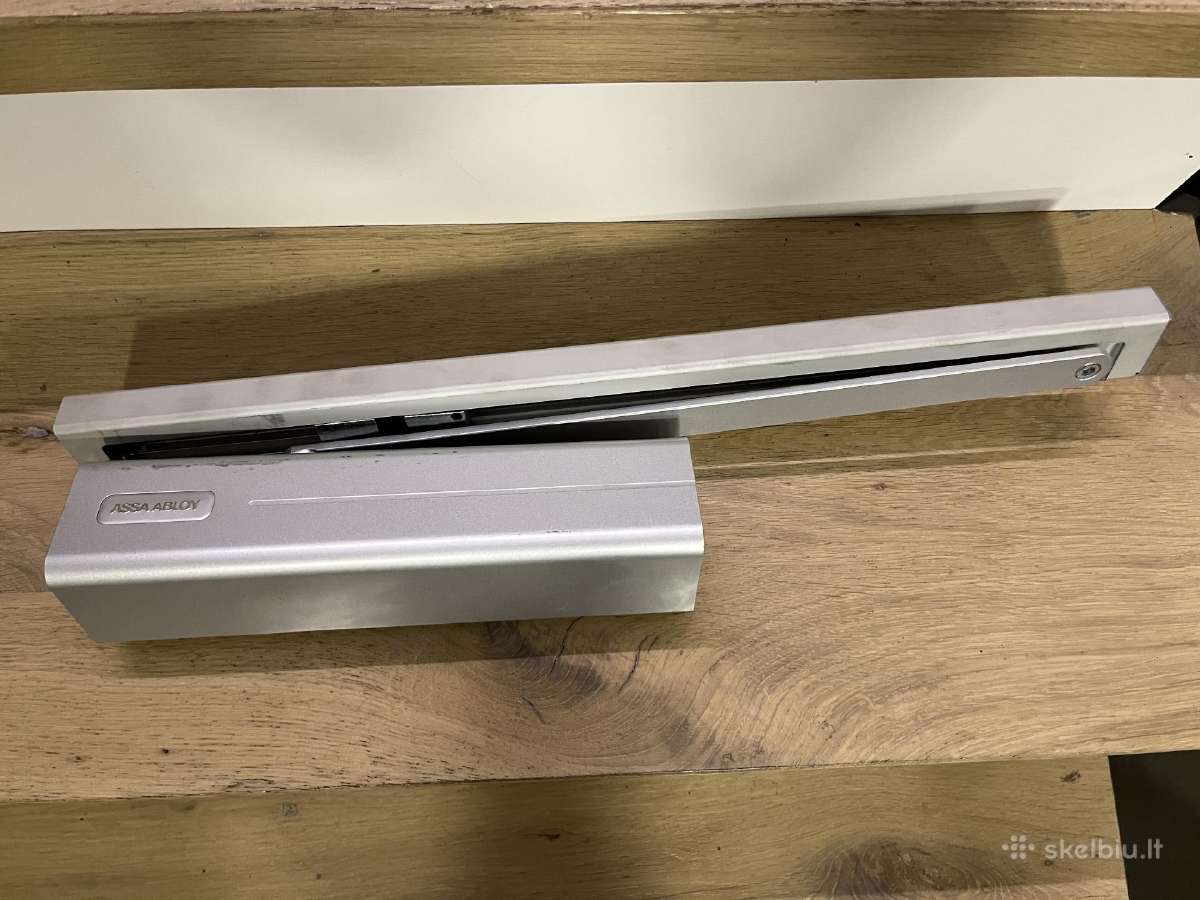 Assa Abloy durų pritraukėjas su bėgeliu Dc 700