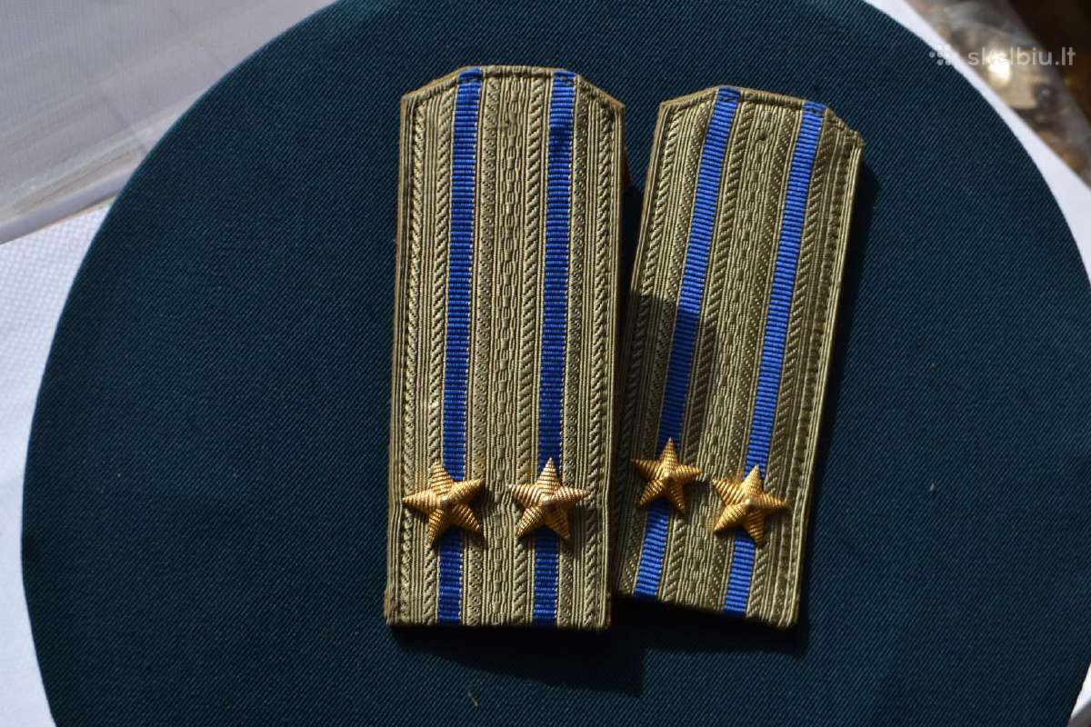Kgb karininko kepure ir antpeciai,kolekcionavimui - nuotraukos Nr. 4