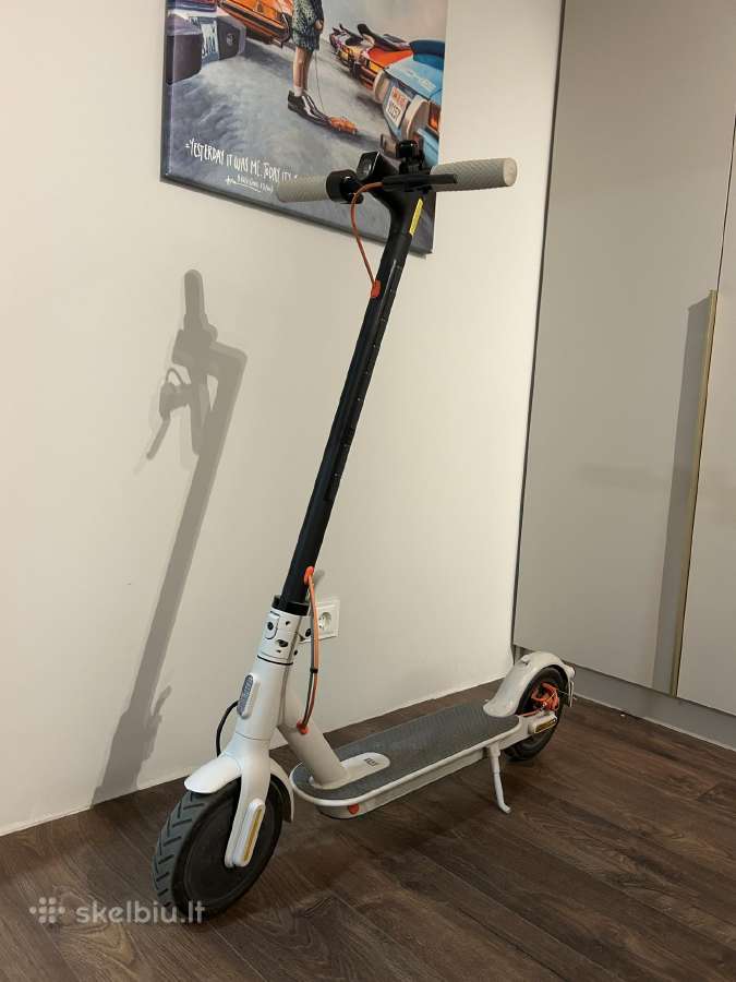 Xiaomi Mi Electric Scooter 3