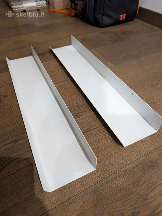 Metalinės baltos lentynėlės 60 cm ilgio