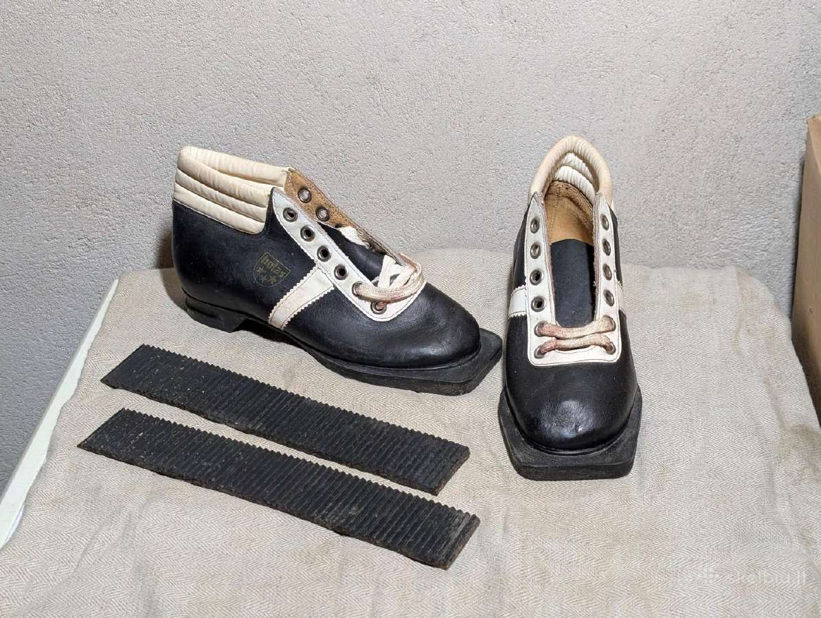Senoviški skandinaviški slidininko batai Botas.