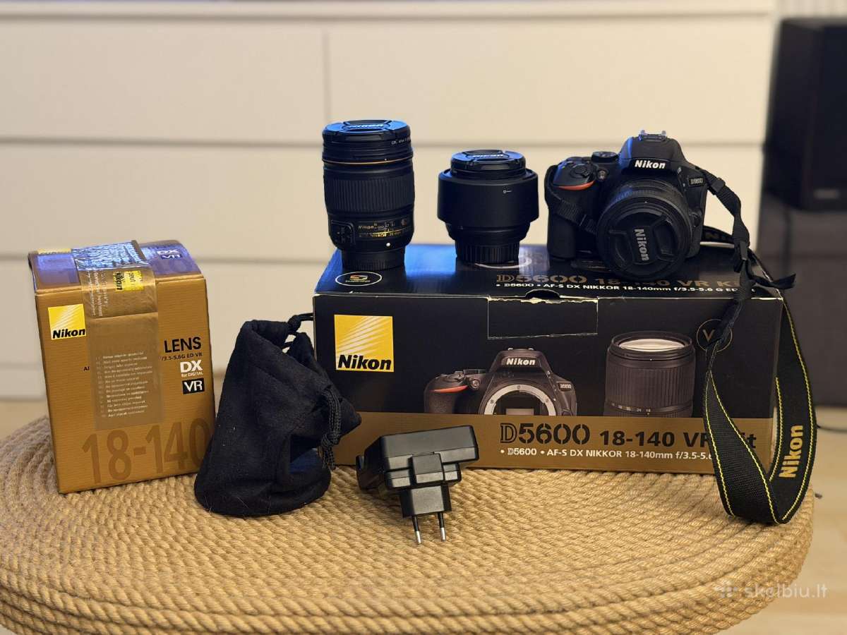 Nikon D5600 su 3 nikkor objektyvais