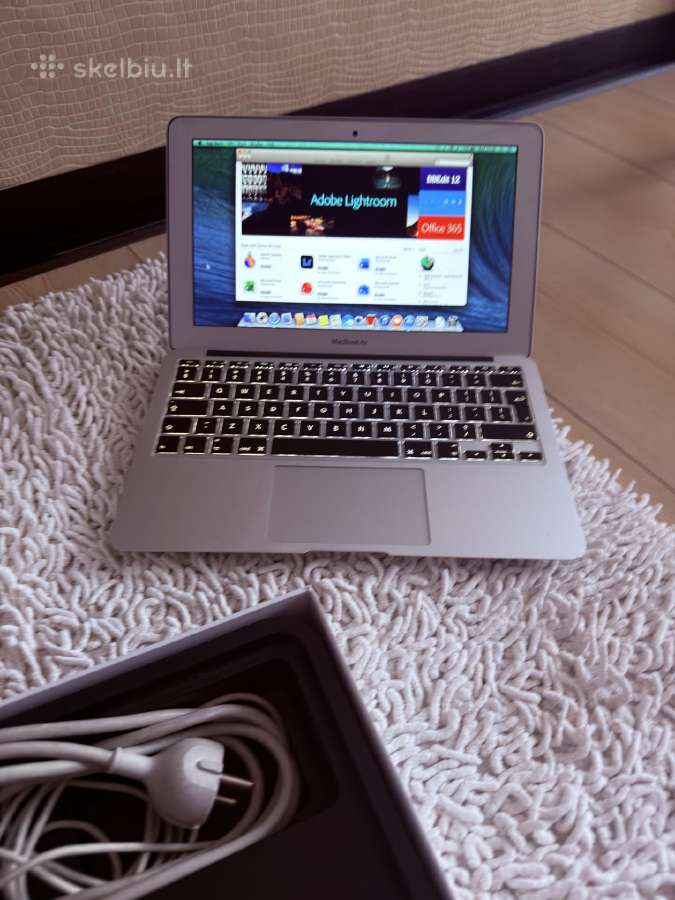 MacBook Air 11