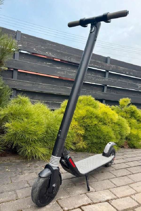 Segway-ninebot Kickscooter Es2 elektr. paspirtukas