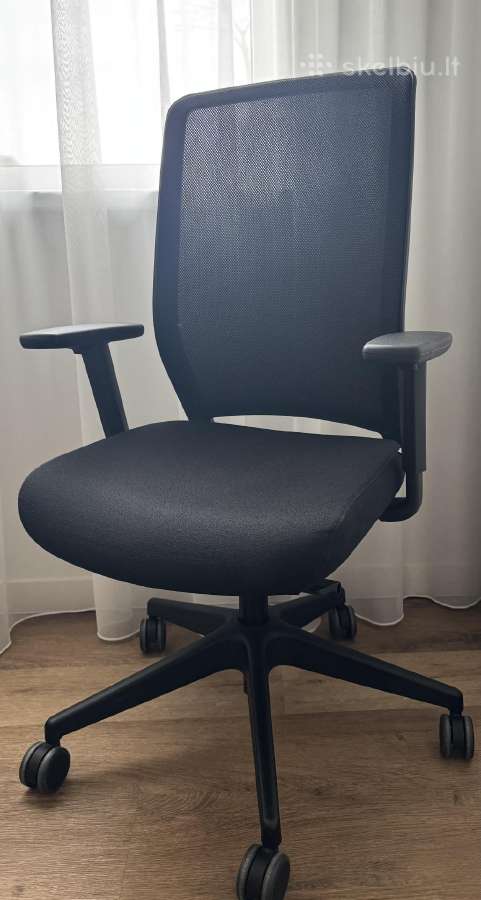 Kėdė su ratukais