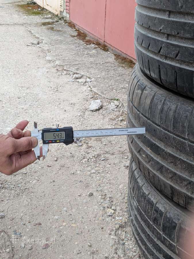 Padangos Kumho 235/50 R17 96y - nuotraukos Nr. 7