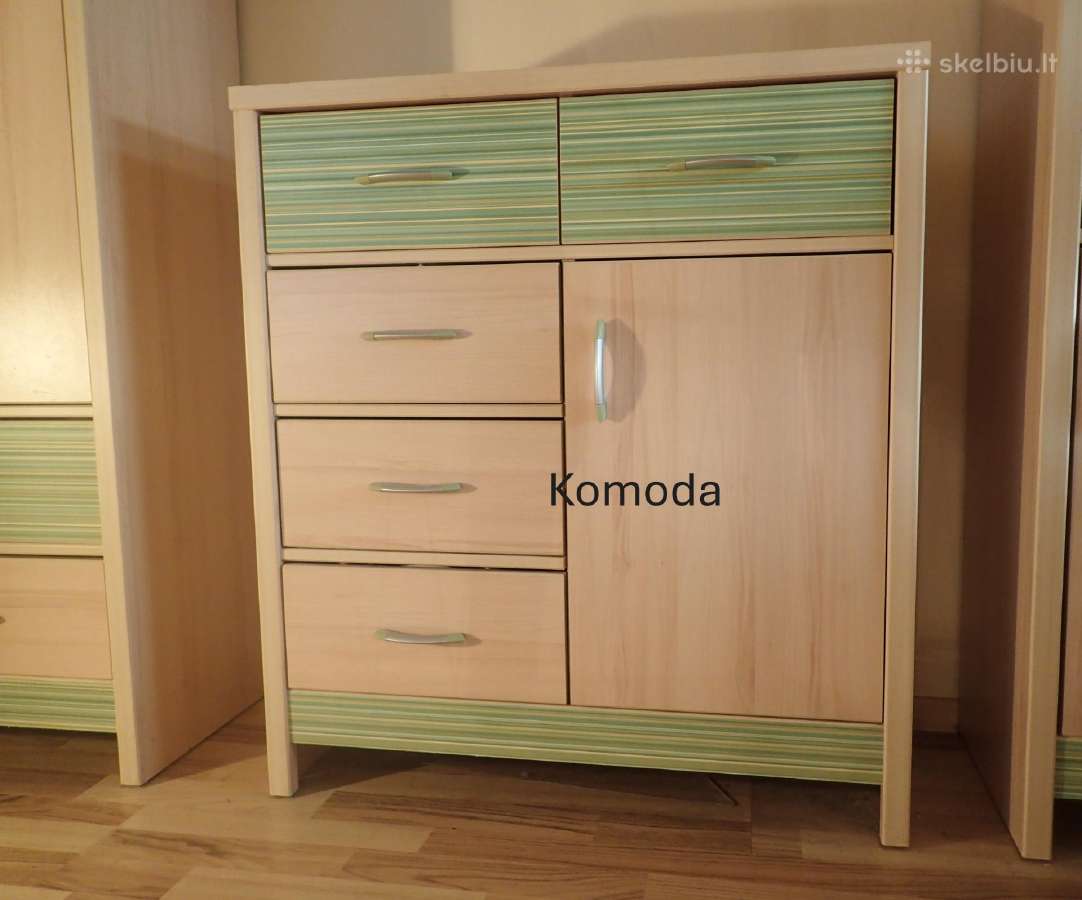 Nebrangiai parduodamas baldų komplektas (5 vnt.)