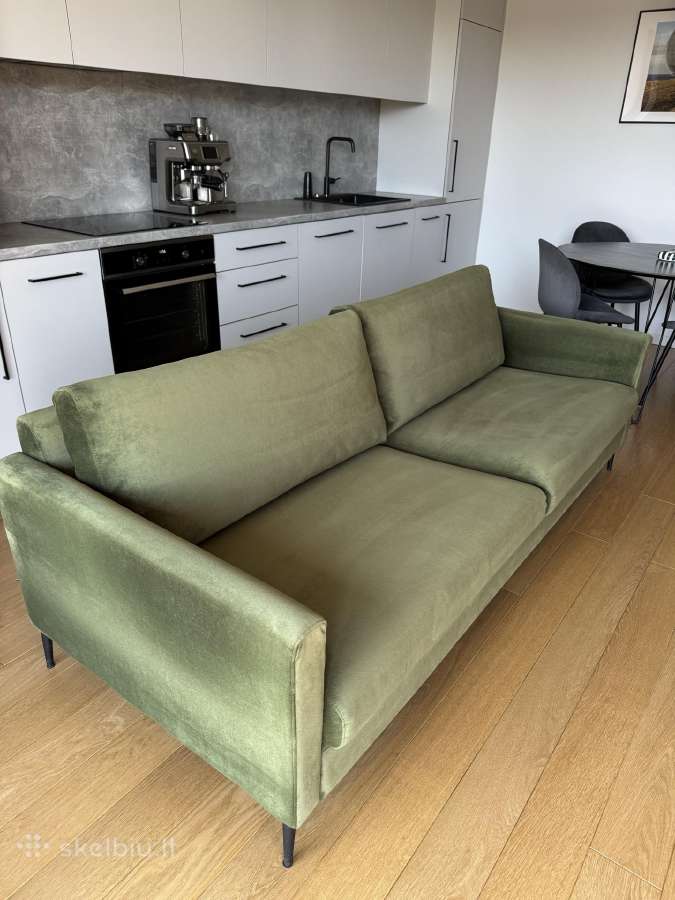 Trivietė sofa