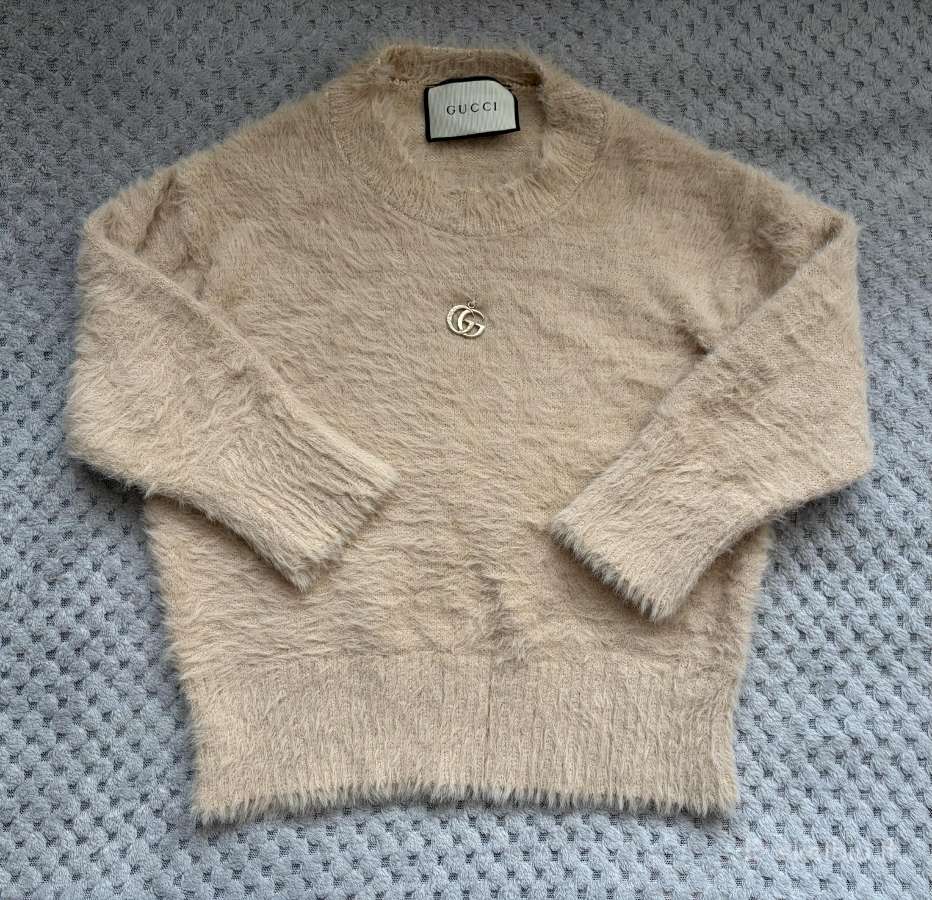 Gucci megztinis