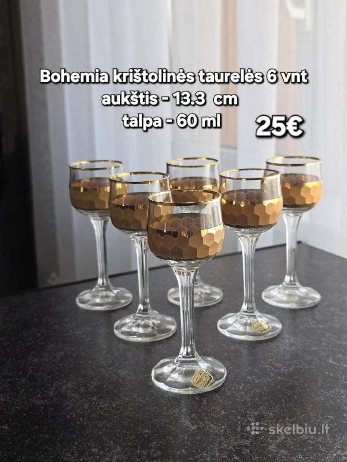 Vintažinės krištolinės taurelės