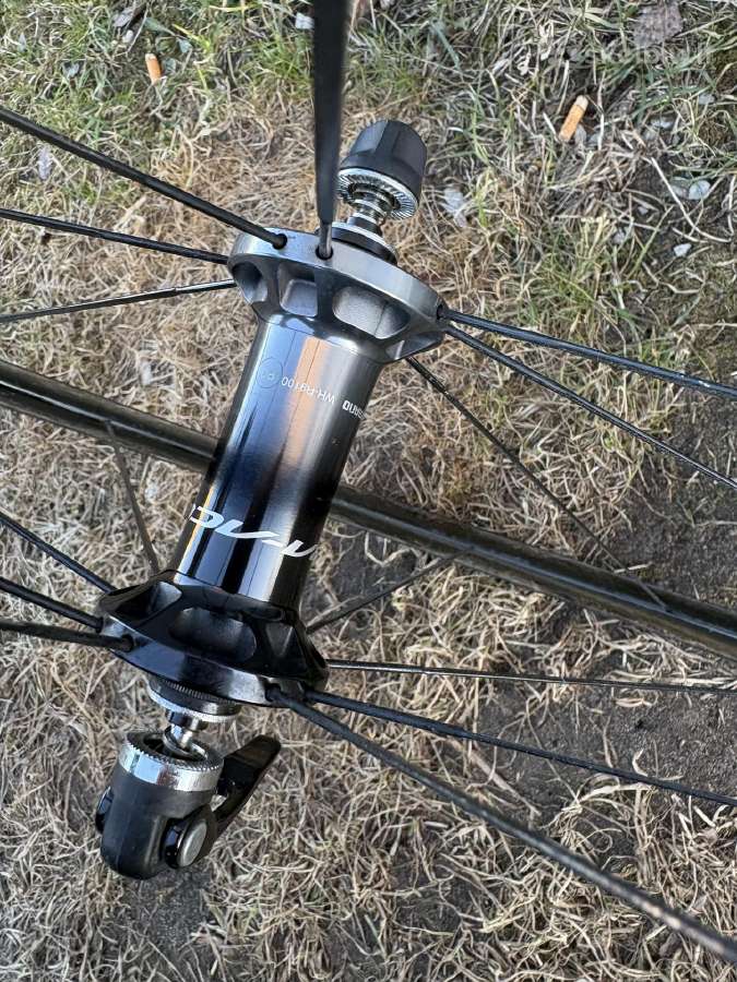 Dura Ace carboniniai ratai rim brake - nuotraukos Nr. 9