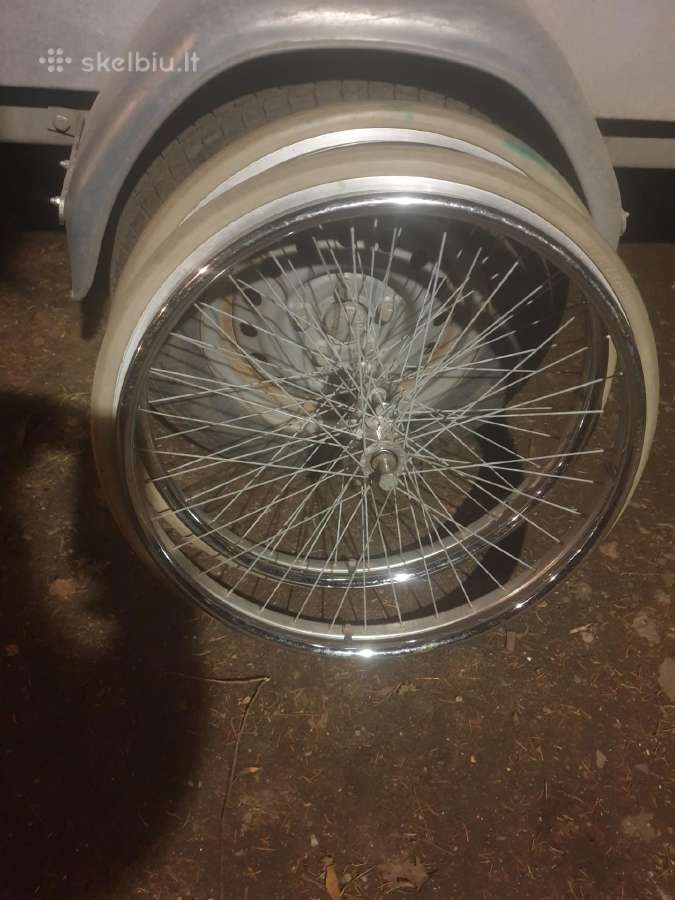 Neįgalaus vežimėlio ratai be kamerų