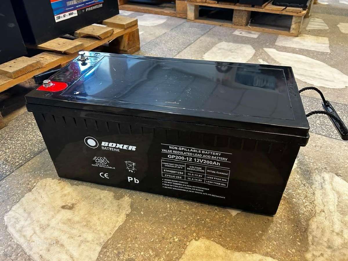 Akumuliatoriai Vrla 200ah saulės elektrinėms