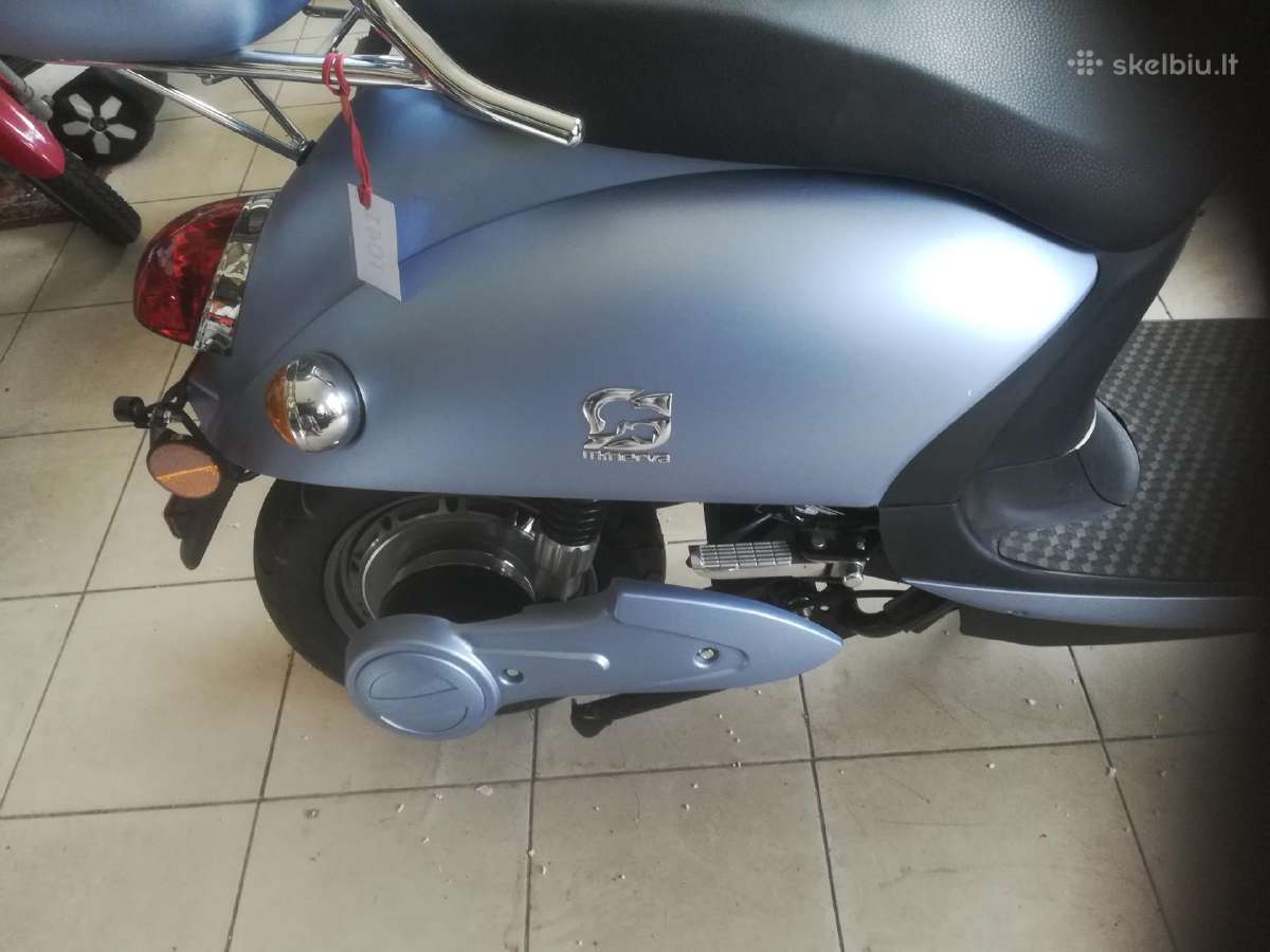 Naujas elektrinis motoroleris Minerva - nuotraukos Nr. 3
