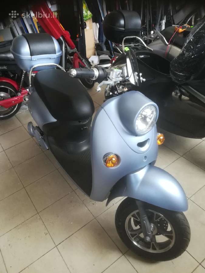 Naujas elektrinis motoroleris Minerva - nuotraukos Nr. 9