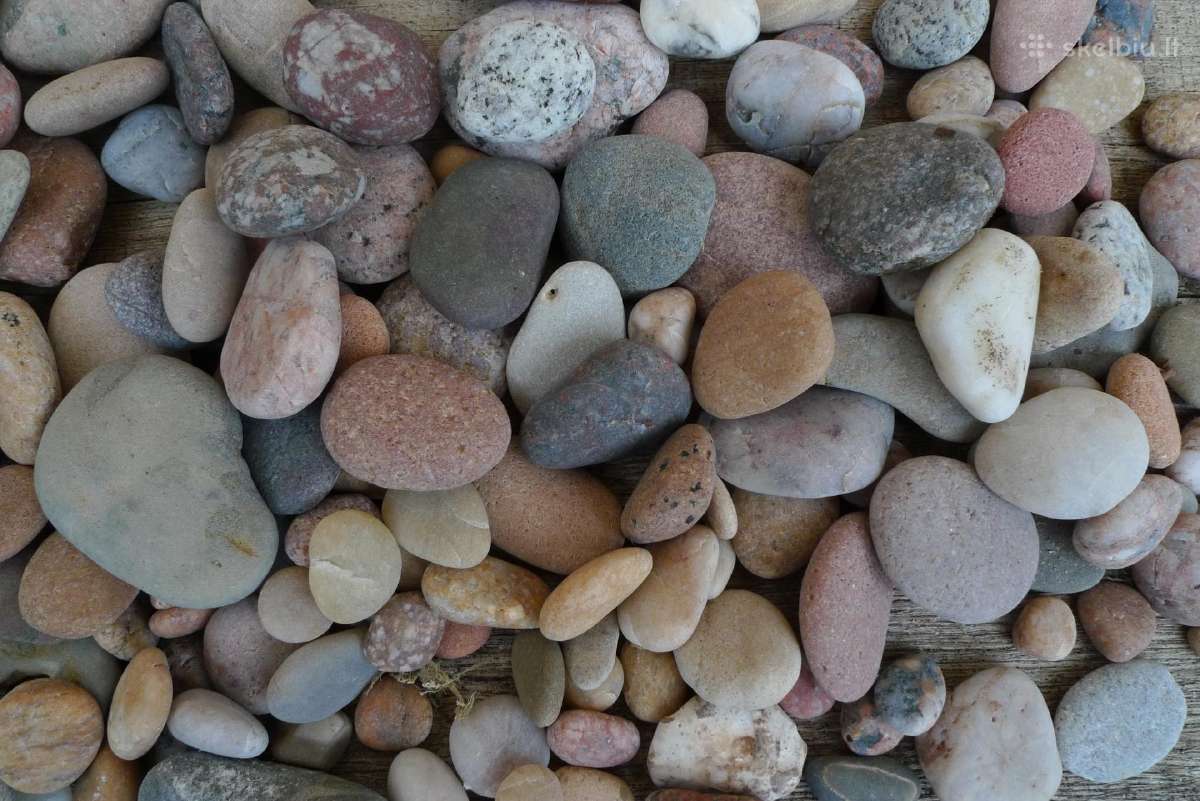 Akmenukai nugludinti