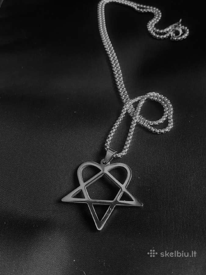 Heartagram Him grupes pakabukas