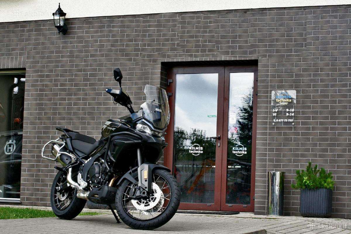 Naujiena Motociklas Cfmoto 700 Mt