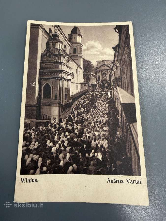 Tarpukario atvirutė Aušros vartai