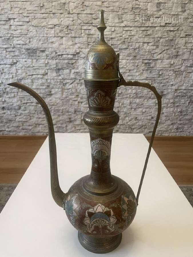 Didelis zalvarinis asotis