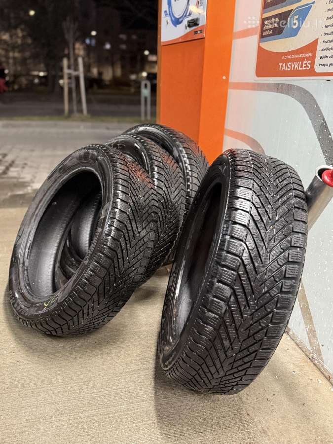 Pirelli Cinturato Winter 2 195/60 R18 M+s Dot2022