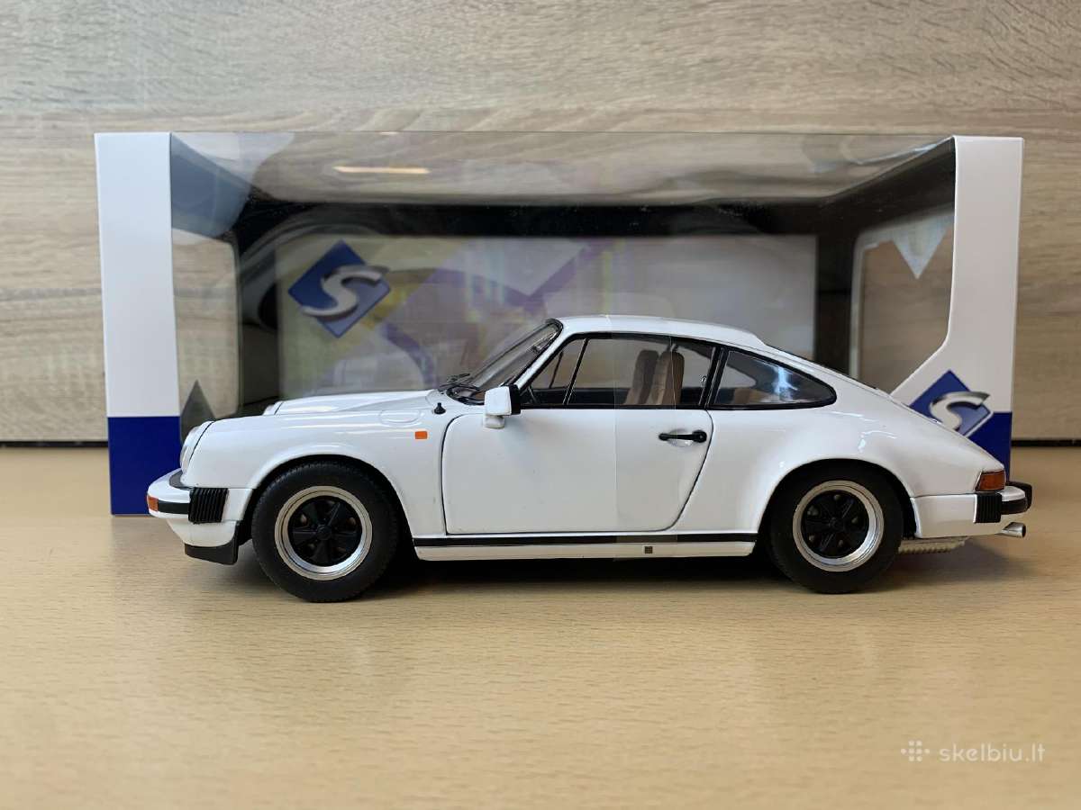 Porsche 911 (930) 3.0 Sc, 1974 - 1:18 Solido