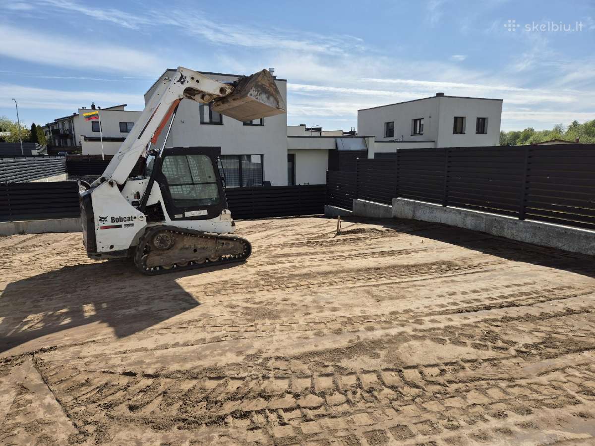 Bobcat ,visi zemes darbai.