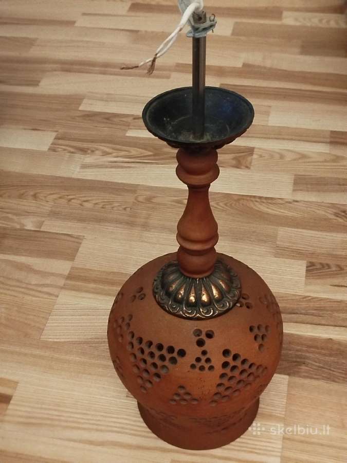 Šviestuvas keramikinis