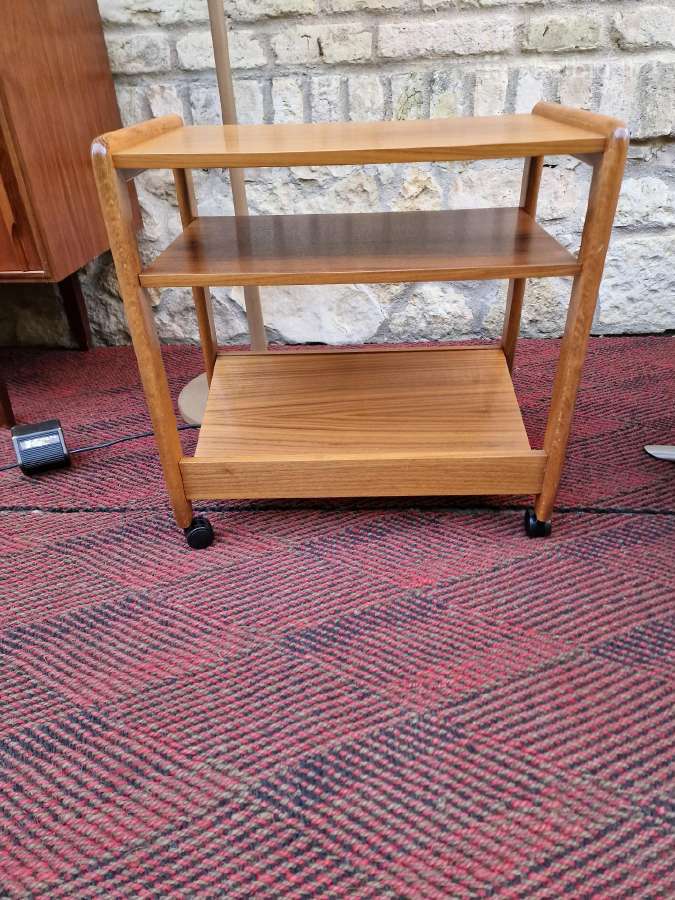 Vintažinis mid century tikmedžio staliukas - nuotraukos Nr. 7