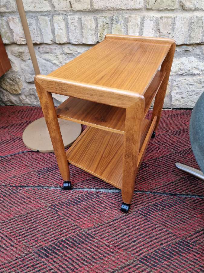 Vintažinis mid century tikmedžio staliukas - nuotraukos Nr. 10